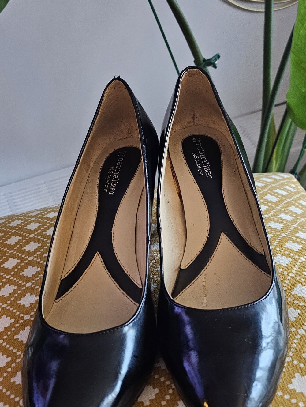 USED Naturalizer Black Patent Pointed Toe Pumps SIZE 12W